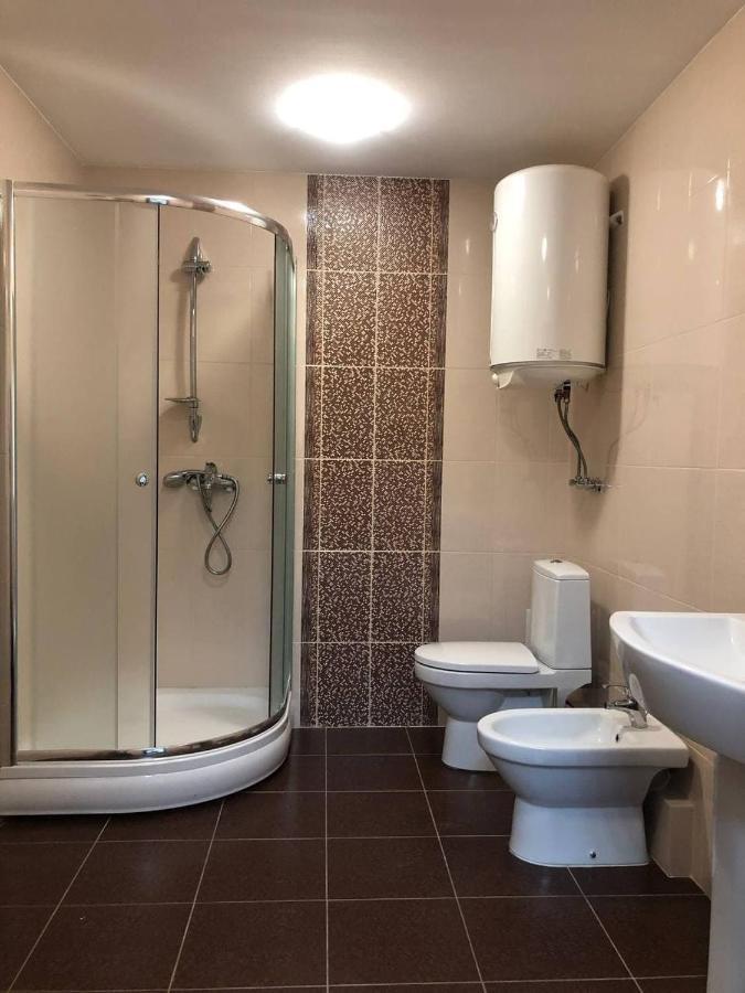 Хостел Lime Dnipro Esterno foto